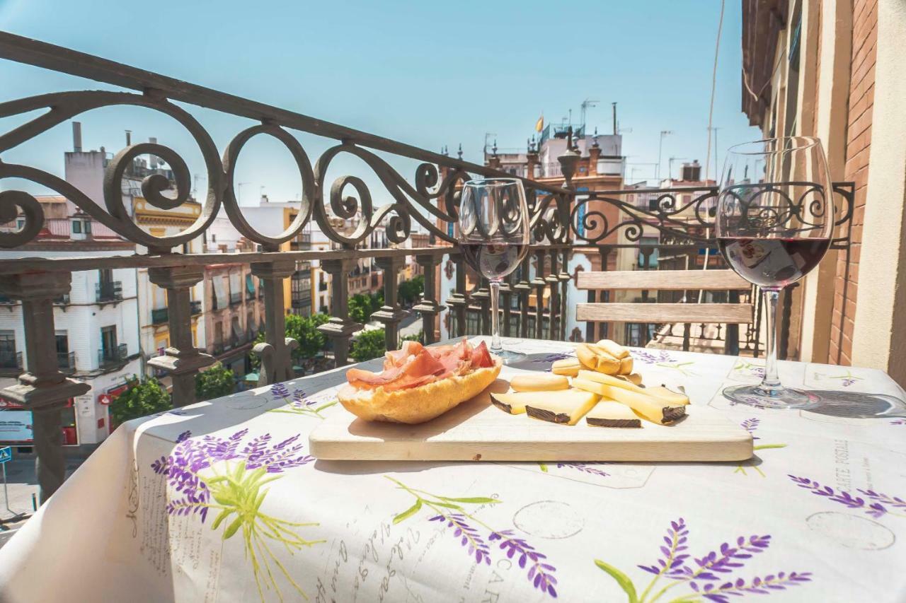 Apartamento Triana Sky View By Valcambre Sevilla Exterior foto