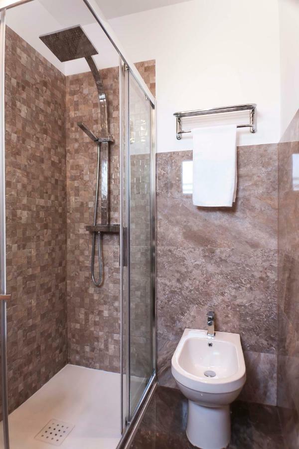 Apartamento Triana Sky View By Valcambre Sevilla Exterior foto