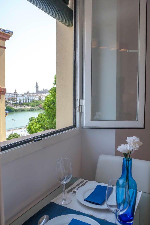 Apartamento Triana Sky View By Valcambre Sevilla Exterior foto